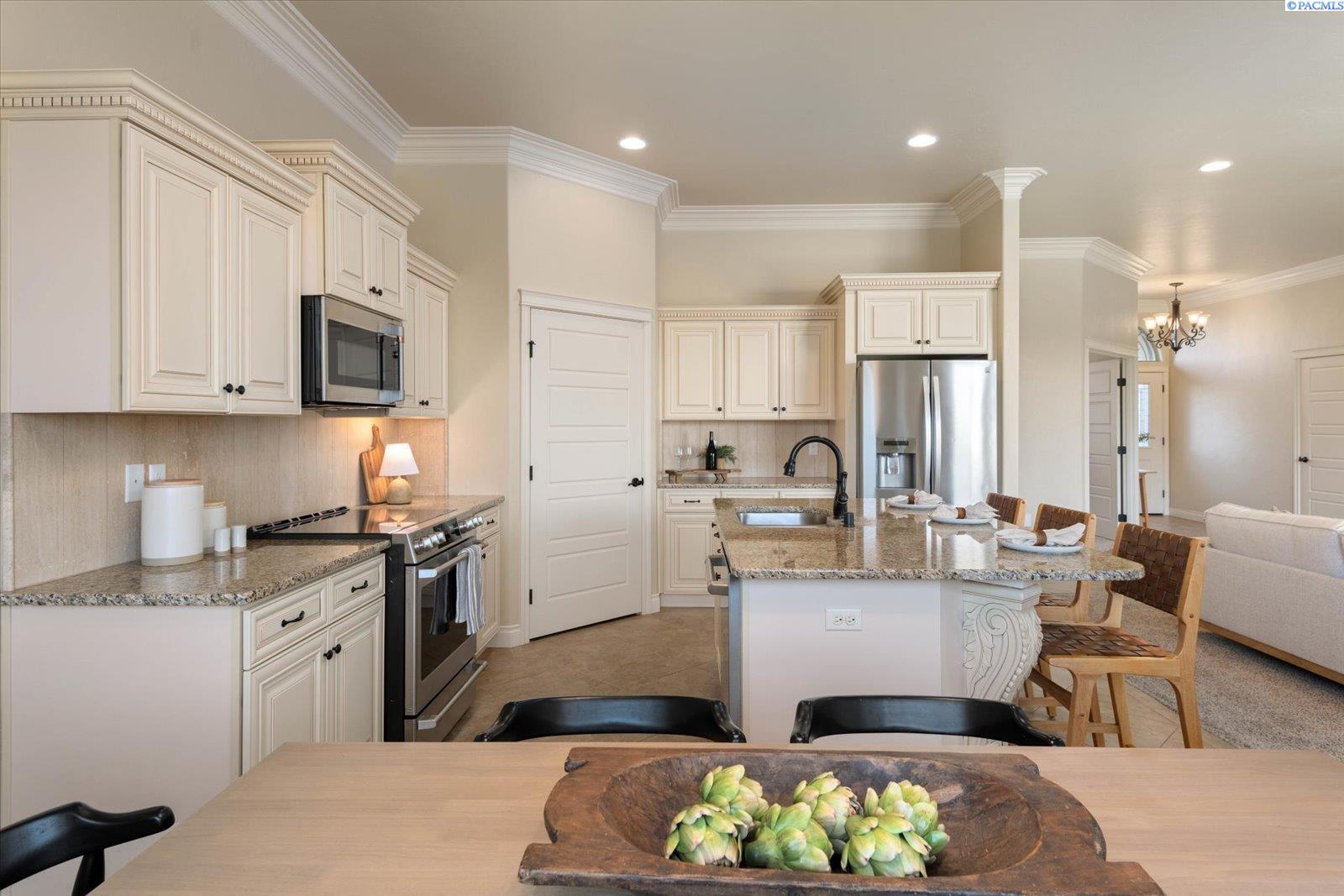 73002 East Reata Road Kennewick, WA 99338 - Photo 14 of 50 Gallery Image 14