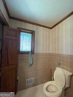 1478 Mineral Springs Road Elberton, GA 30635 - Photo 10 of 30 a bathroom with a toilet sink and shower