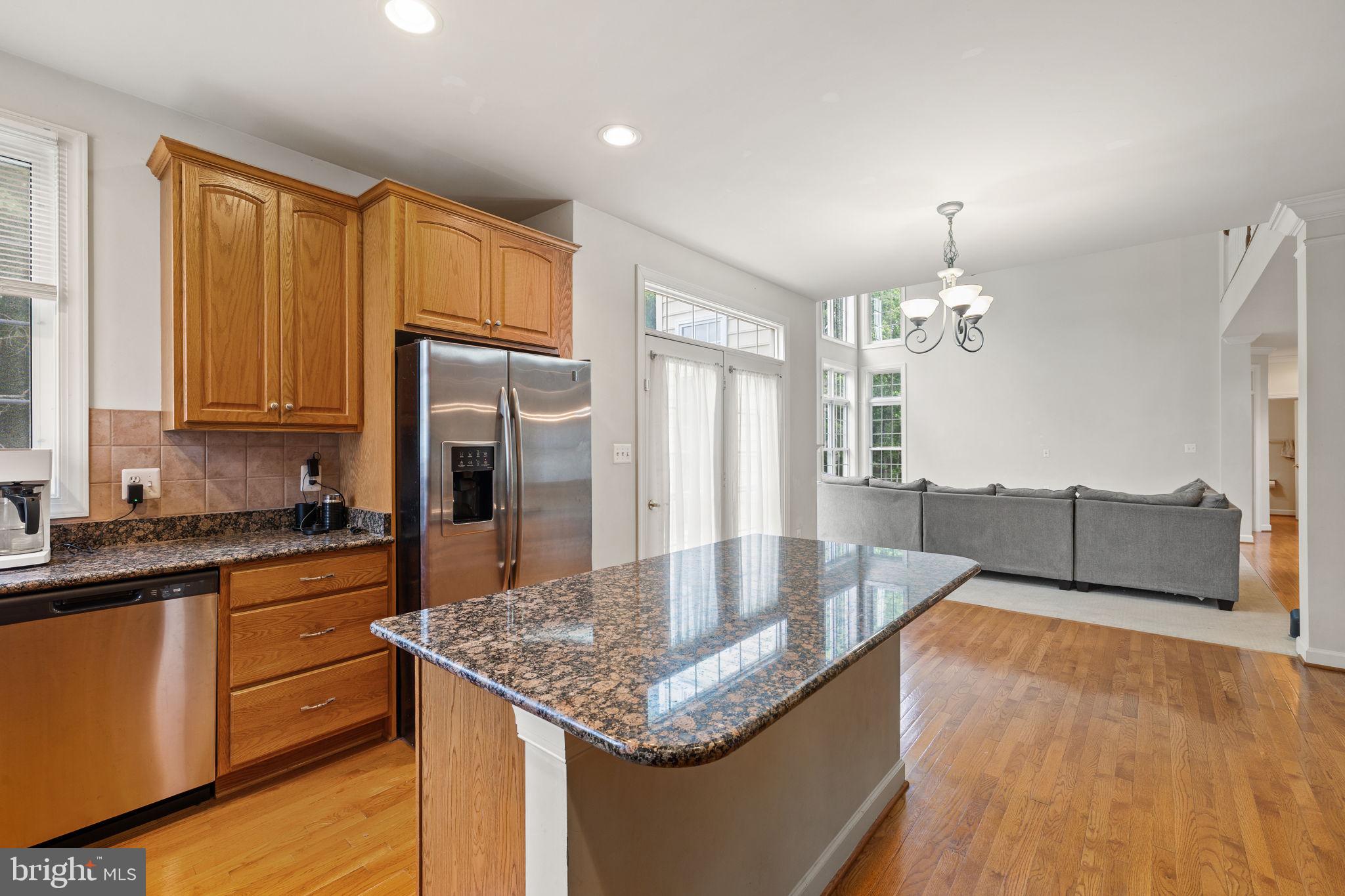 18547 Kerill Road Triangle, VA 22172 - Photo 16 of 38 Kitchen