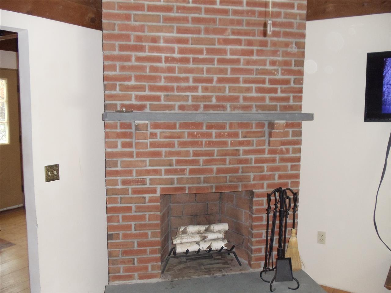 55 Parkhurst Road Merrimack, NH 03054 - Photo 3 of 28 Gallery Image 3