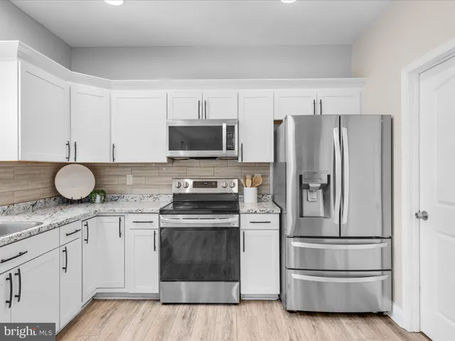 $390,000 | 18362 Pin Oak Street, Ellendale, DE 19941