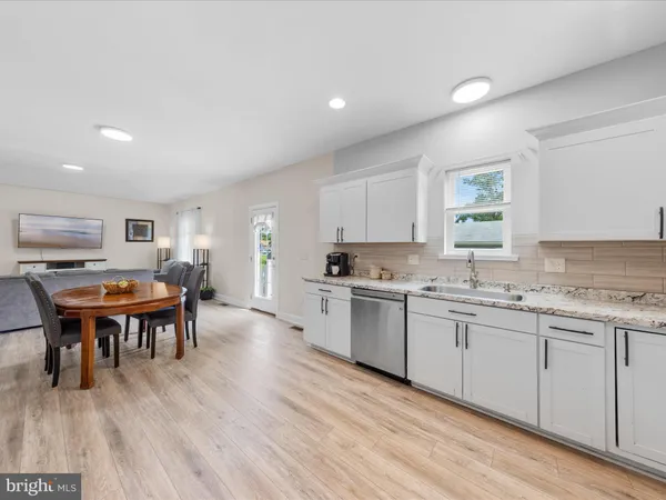 $390,000 | 18362 Pin Oak Street, Ellendale, DE 19941