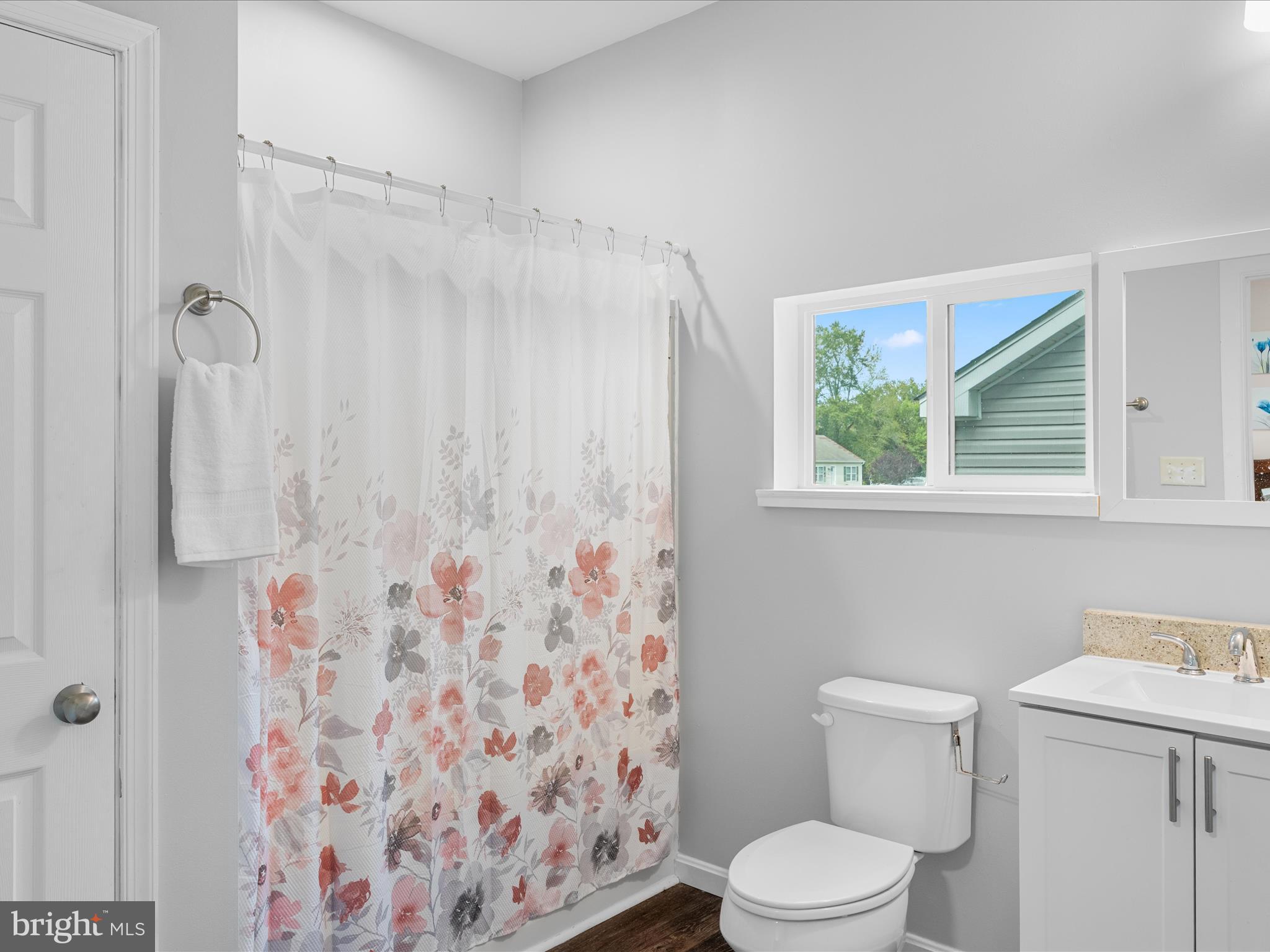 18362 Pin Oak Street Ellendale, DE 19941 - Photo 23 of 43 Primary Bedroom Ensuite