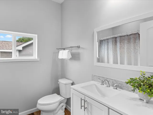 $390,000 | 18362 Pin Oak Street, Ellendale, DE 19941