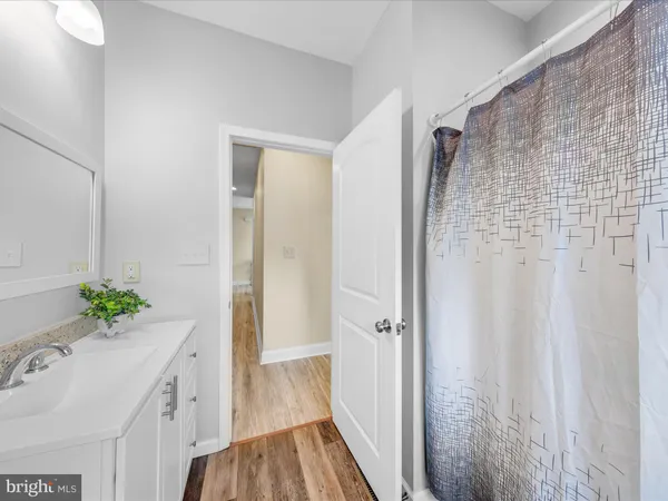 $390,000 | 18362 Pin Oak Street, Ellendale, DE 19941