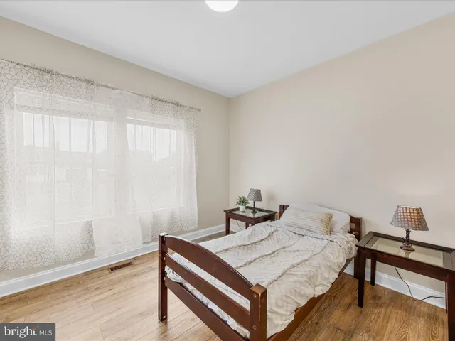 $390,000 | 18362 Pin Oak Street, Ellendale, DE 19941