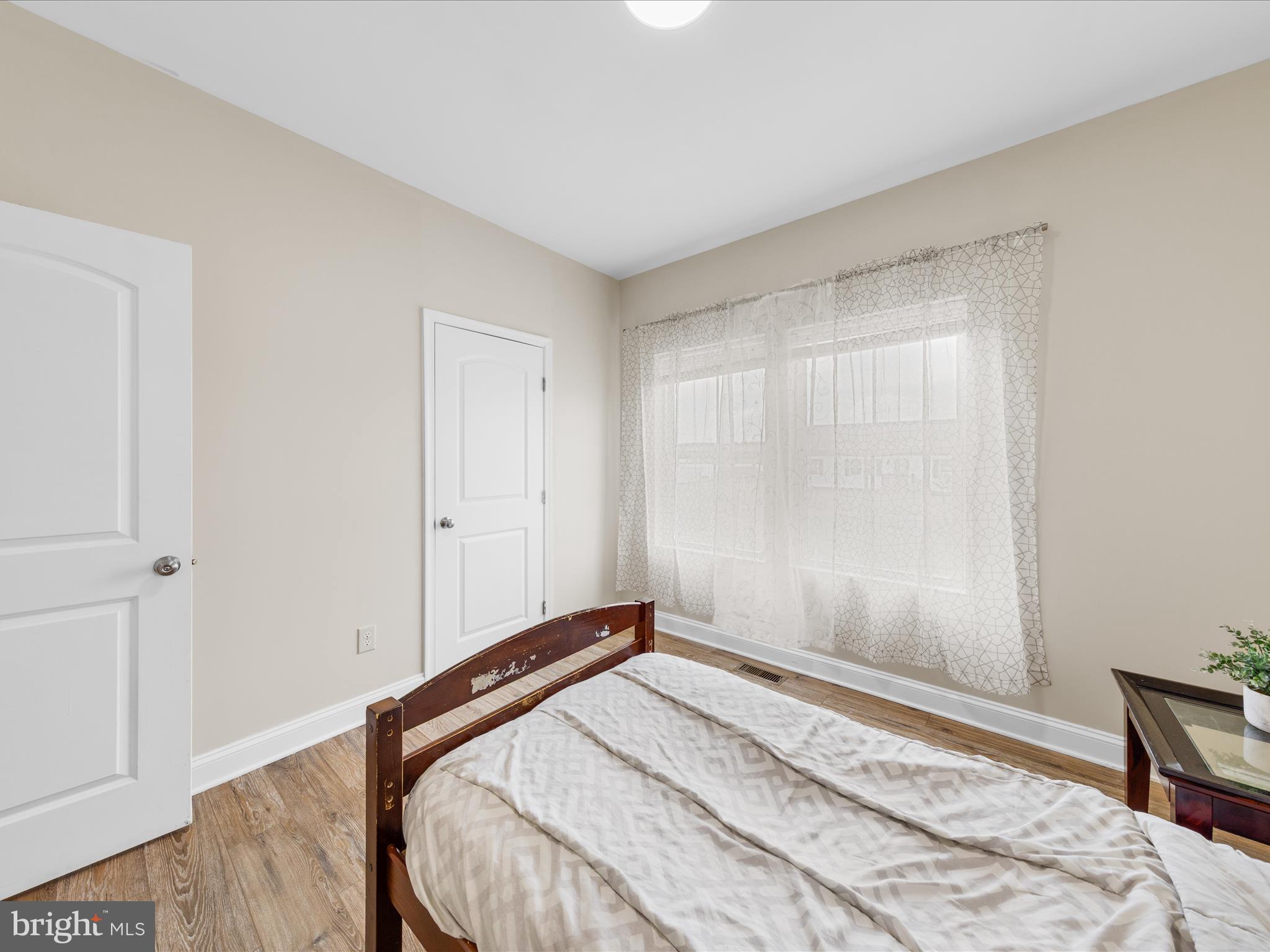 18362 Pin Oak Street Ellendale, DE 19941 - Photo 33 of 43 Third Bedroom