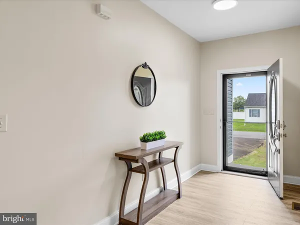 $390,000 | 18362 Pin Oak Street, Ellendale, DE 19941