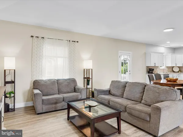 $390,000 | 18362 Pin Oak Street, Ellendale, DE 19941