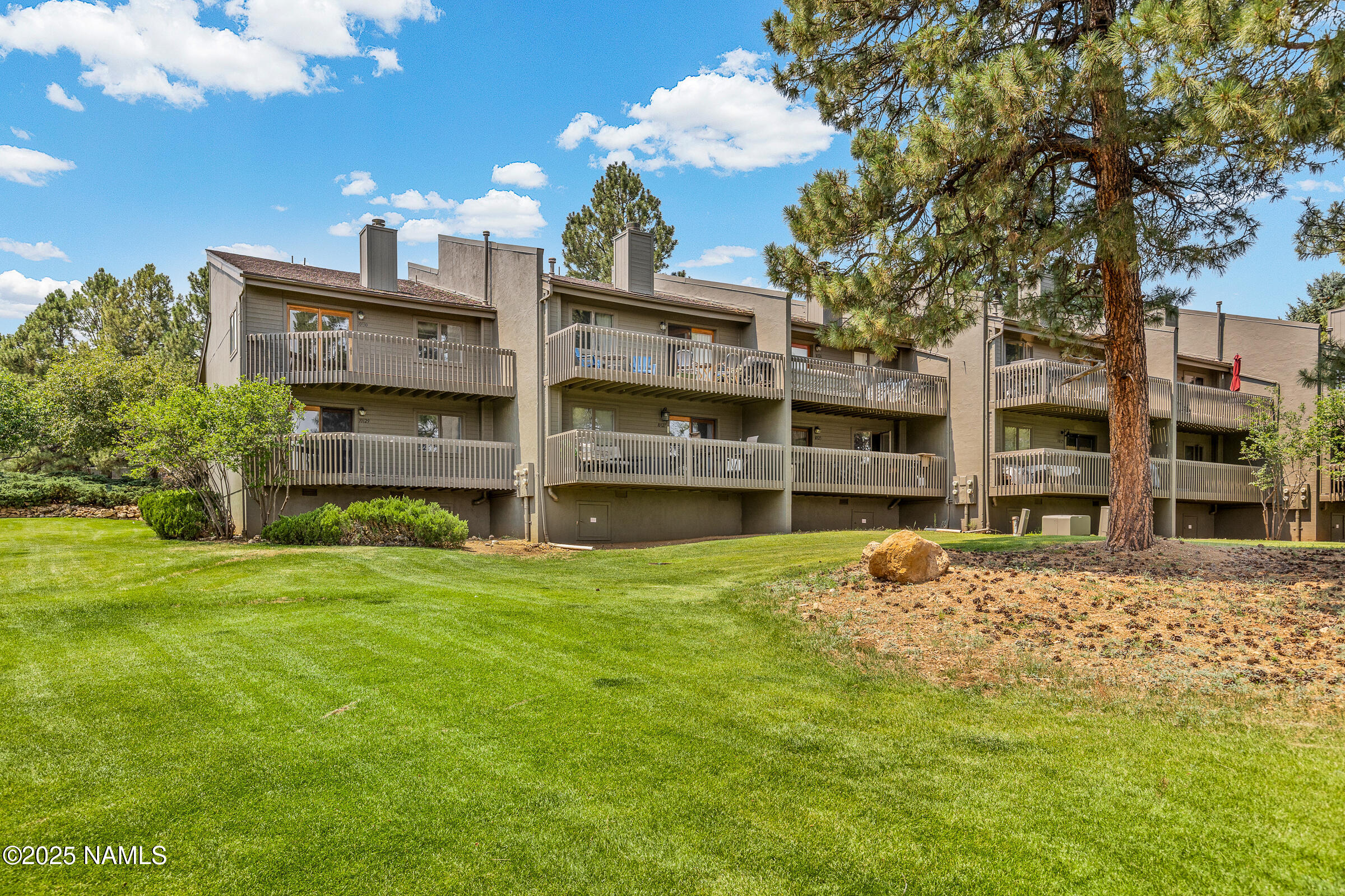 2665 Valley View Drive, Unit 10127 Flagstaff, AZ 86004 - Photo 1 of 37 2665 N Valley View Rd. Unit 10127-21