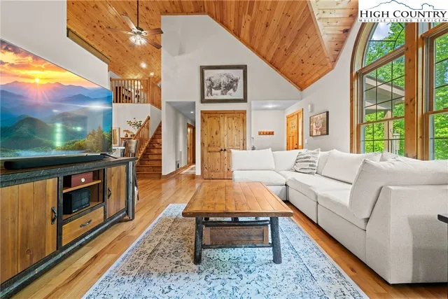 $749,000 | 218 Sorrento Falls Road, Blowing Rock, NC 28605