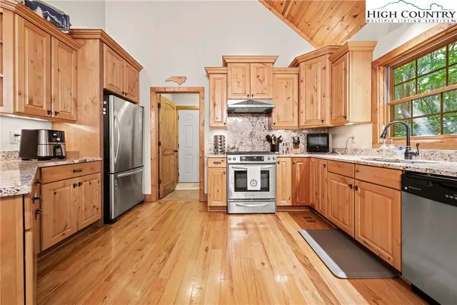 $749,000 | 218 Sorrento Falls Road, Blowing Rock, NC 28605