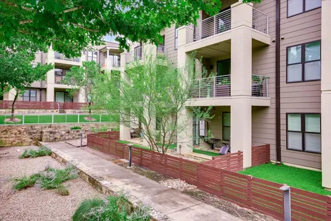 $475,000 | 2733 Dulce Lane, Unit 623, Austin, TX 78704