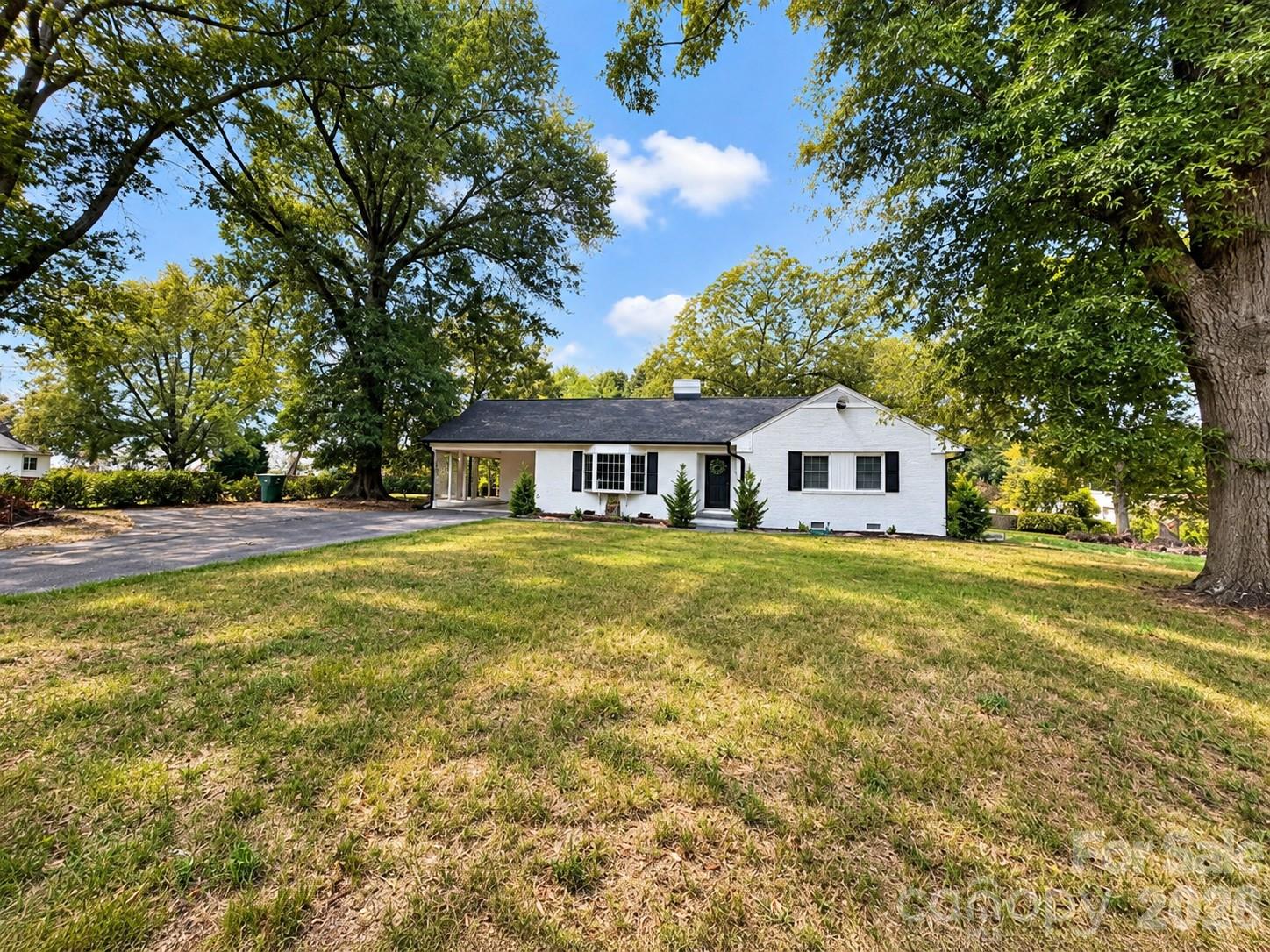 1321 Jenkins Road Gastonia, NC 28052 - Photo 2 of 42 Gallery Image 2