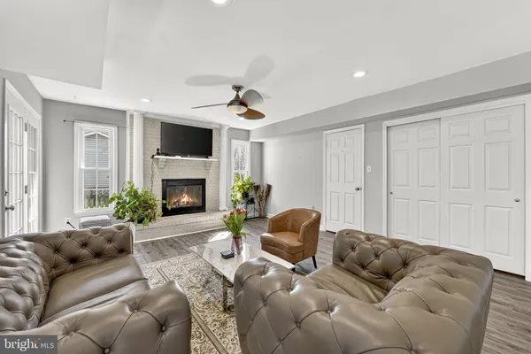 $1,000,000 | 13224 Coralberry Drive, Fairfax, VA 22033