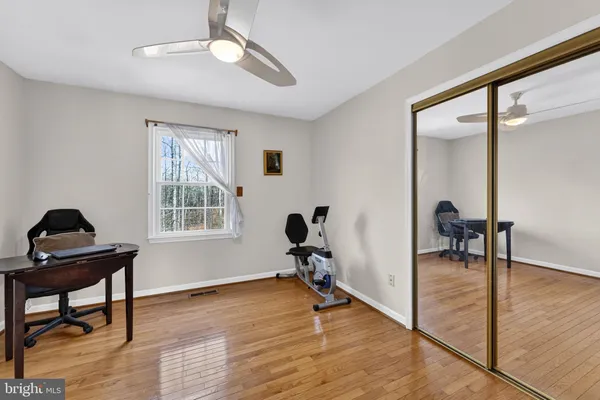 $1,000,000 | 13224 Coralberry Drive, Fairfax, VA 22033