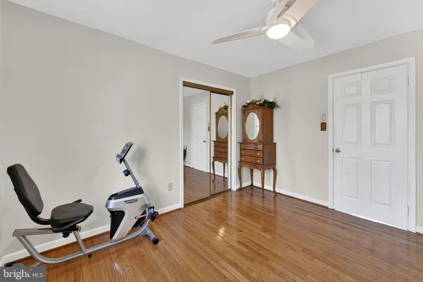 $1,000,000 | 13224 Coralberry Drive, Fairfax, VA 22033