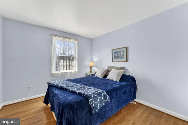 $1,000,000 | 13224 Coralberry Drive, Fairfax, VA 22033