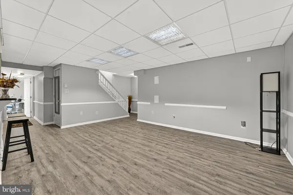 $1,000,000 | 13224 Coralberry Drive, Fairfax, VA 22033