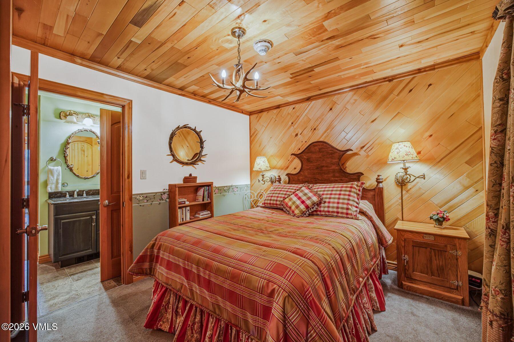 993 Lions Ridge Loop, Unit 315 Vail, CO 81657 - Photo 15 of 21 photo_online_015