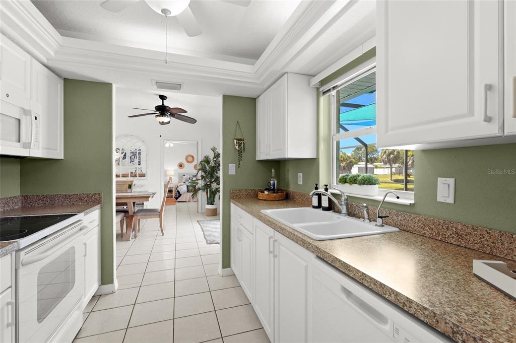 2240 Gentian Road Venice, FL 34293 - Photo 7 of 51