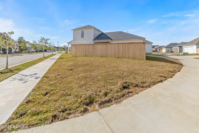 $375,000 | 100 Hearth Street, Lafayette, LA 70508