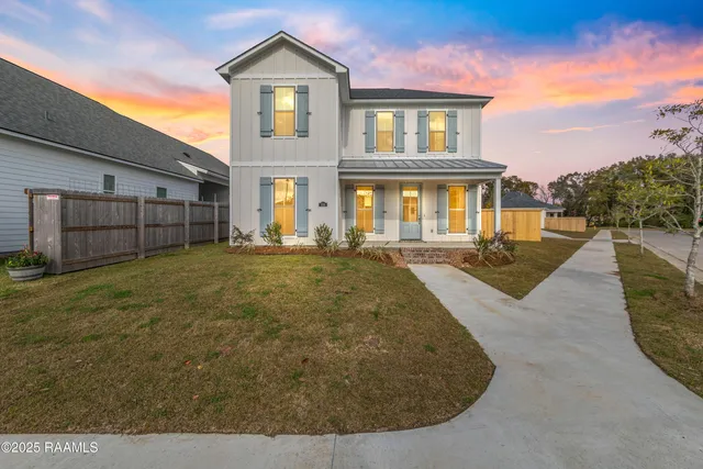 $375,000 | 100 Hearth Street, Lafayette, LA 70508