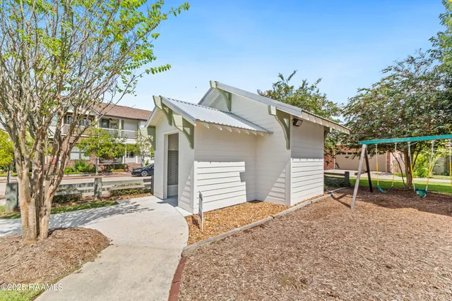 $375,000 | 100 Hearth Street, Lafayette, LA 70508