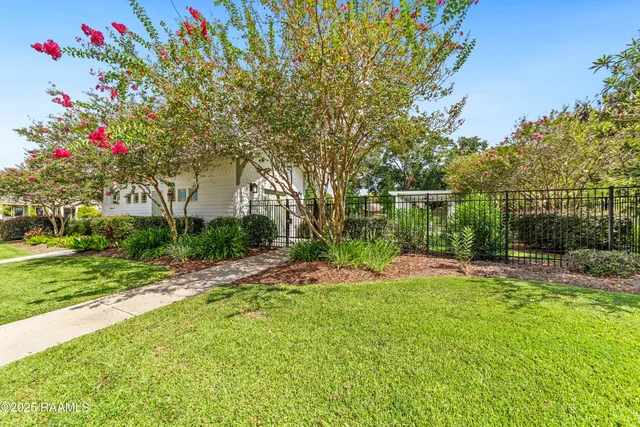 $375,000 | 100 Hearth Street, Lafayette, LA 70508