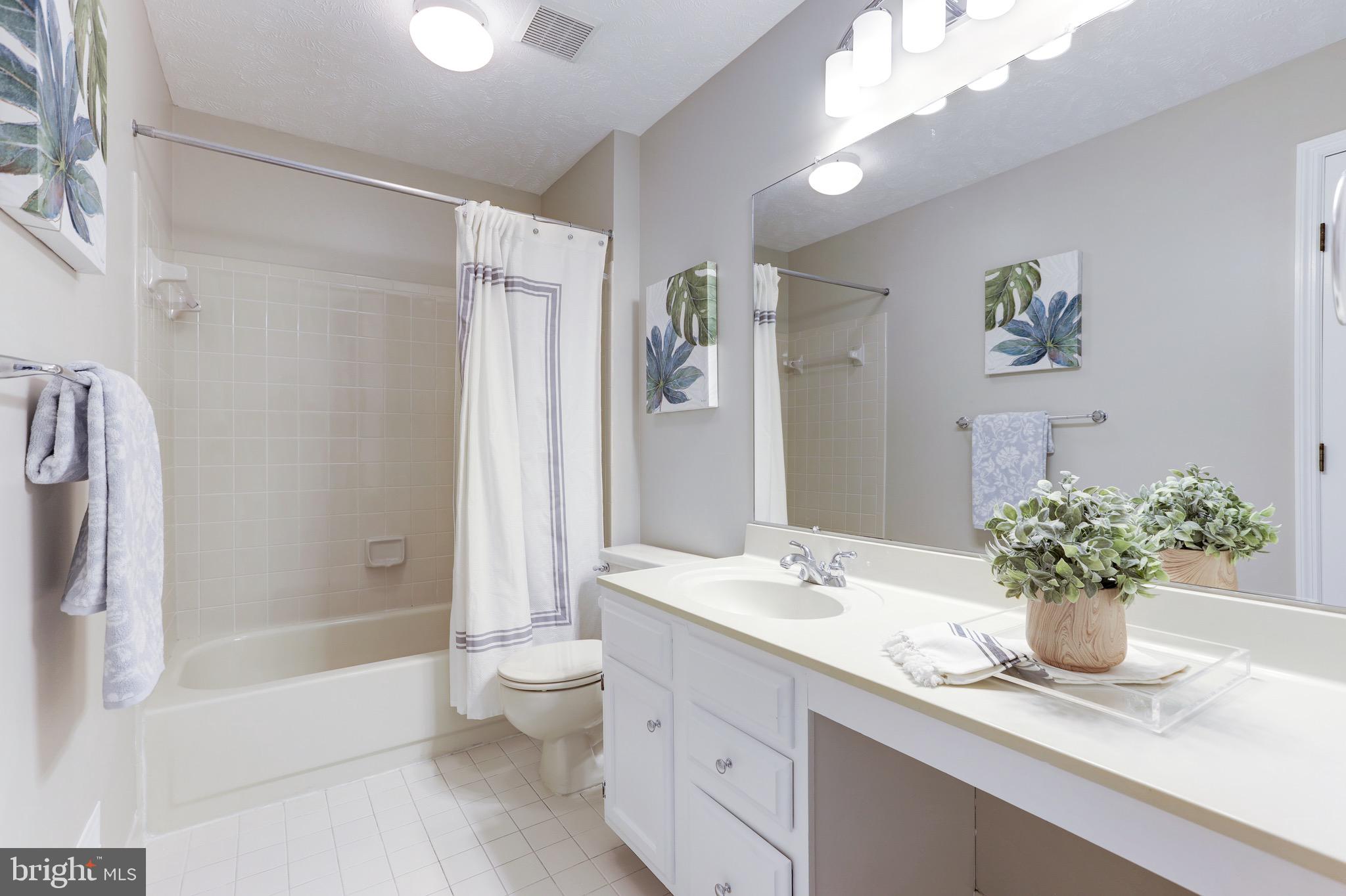 12702 Roark Court Reston, VA 20191 - Photo 26 of 63
