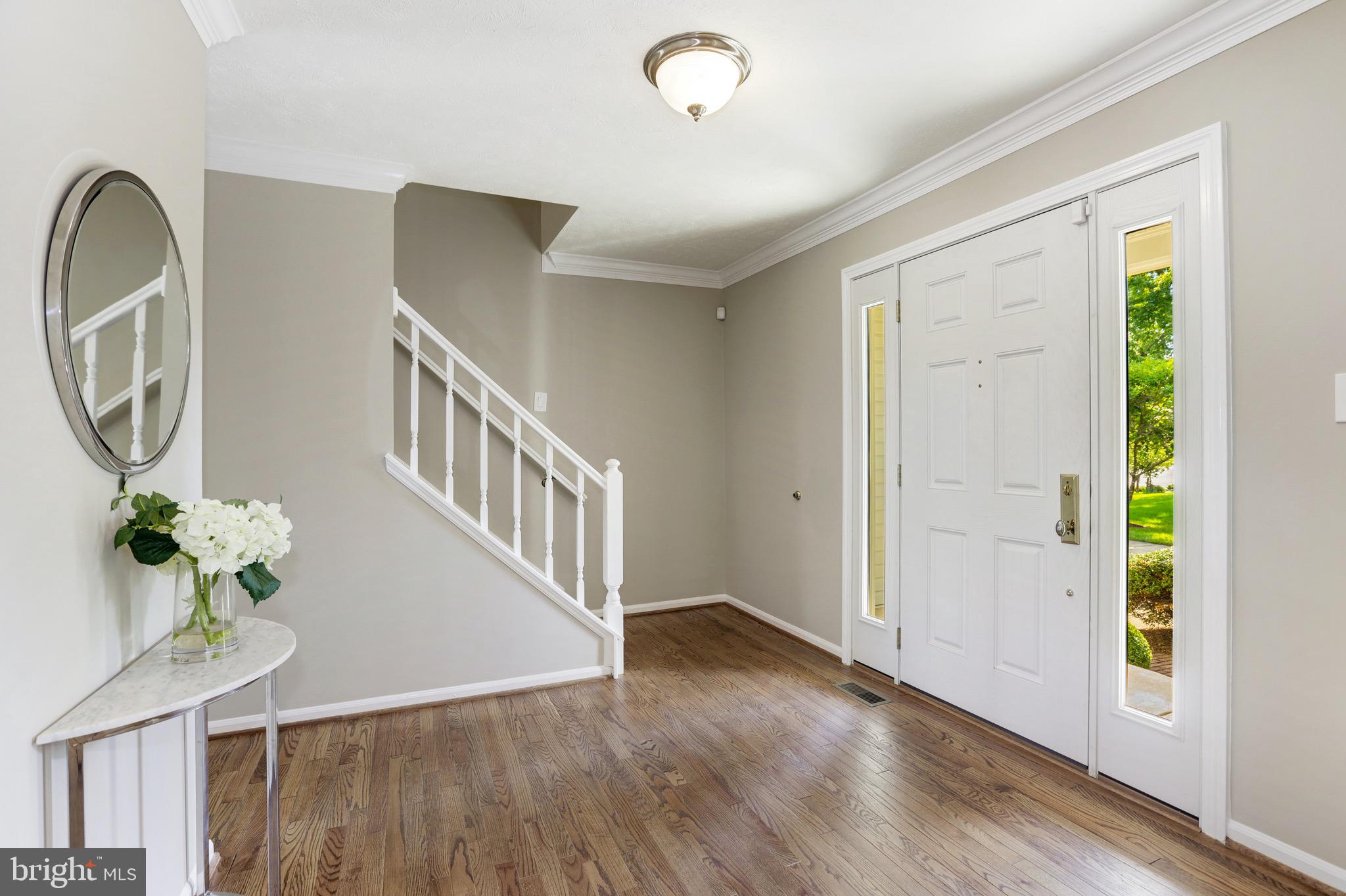 12702 Roark Court Reston, VA 20191 - Photo 4 of 63