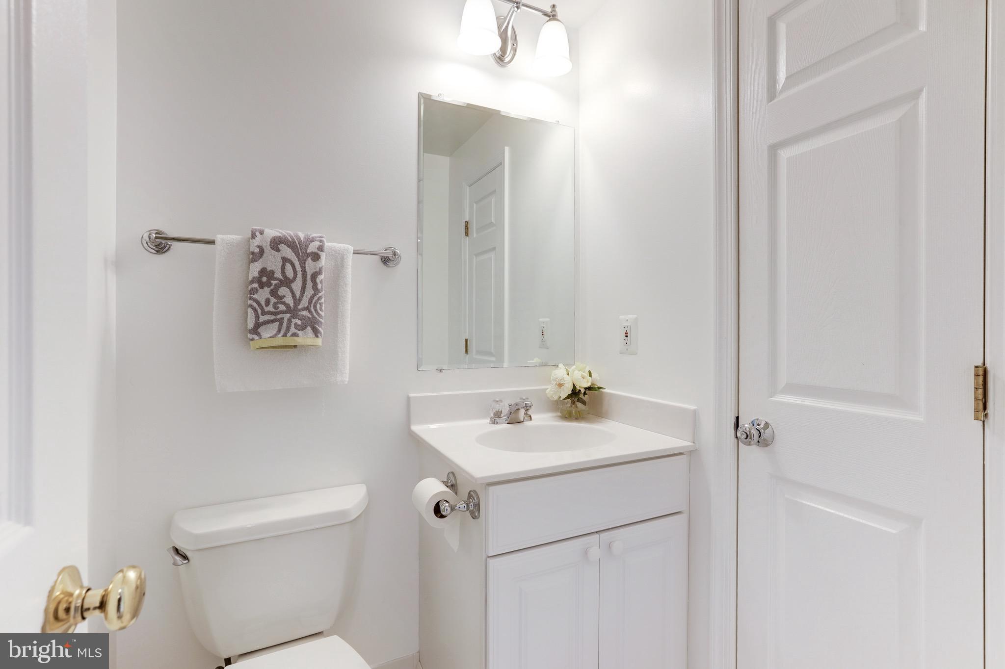 12702 Roark Court Reston, VA 20191 - Photo 36 of 63