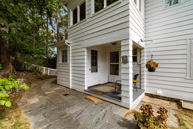 $525,000 | 26 Lincoln Street, Essex Junction, VT 05452