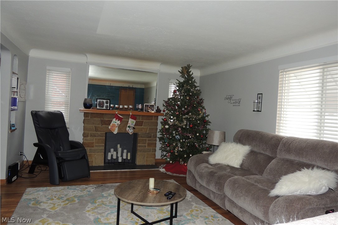 3480 Warren Road Cleveland, OH 44111 - Photo 14 of 33 Gallery Image 14