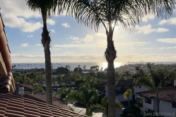 $2,095,000 | 406 Paseo Pacifica, Encinitas, CA 92024