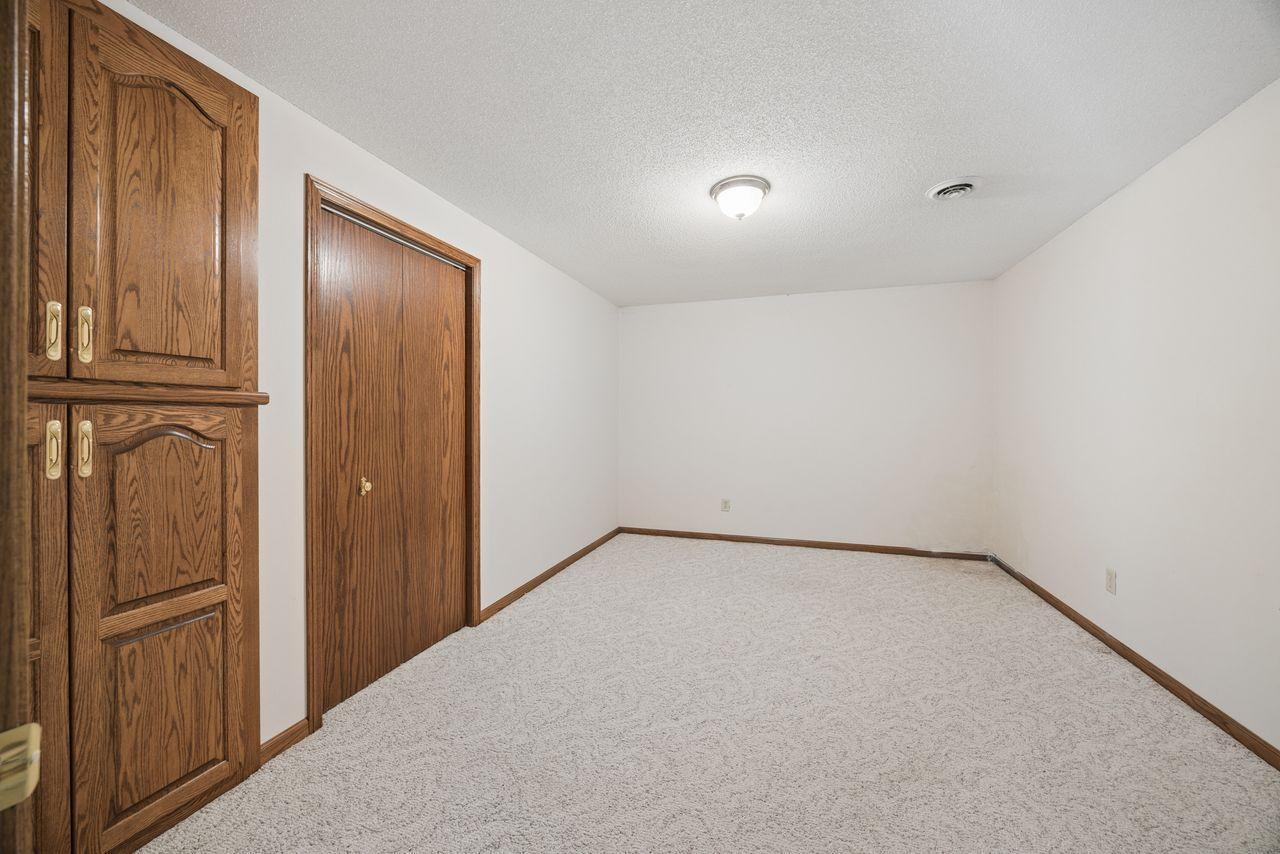 4243 23rd Street Northwest Willmar, MN 56201 - Photo 21 of 39