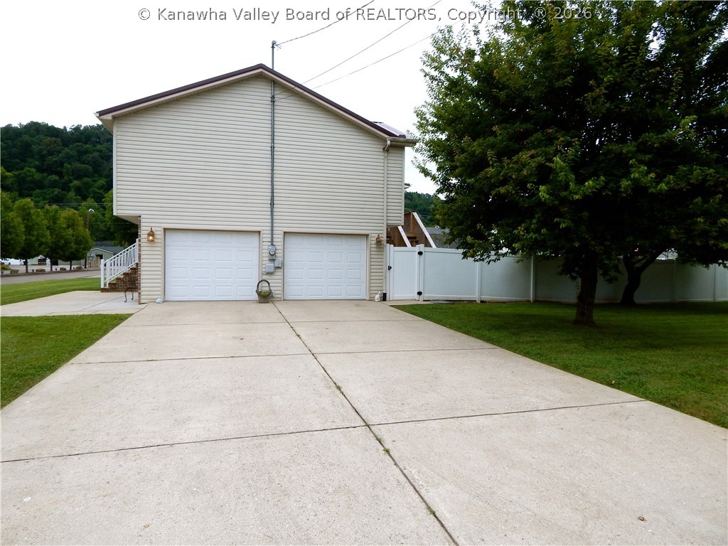 236 Shawnee Estates Winfield, WV 25213 - Photo 4 of 30 Gallery Image 4