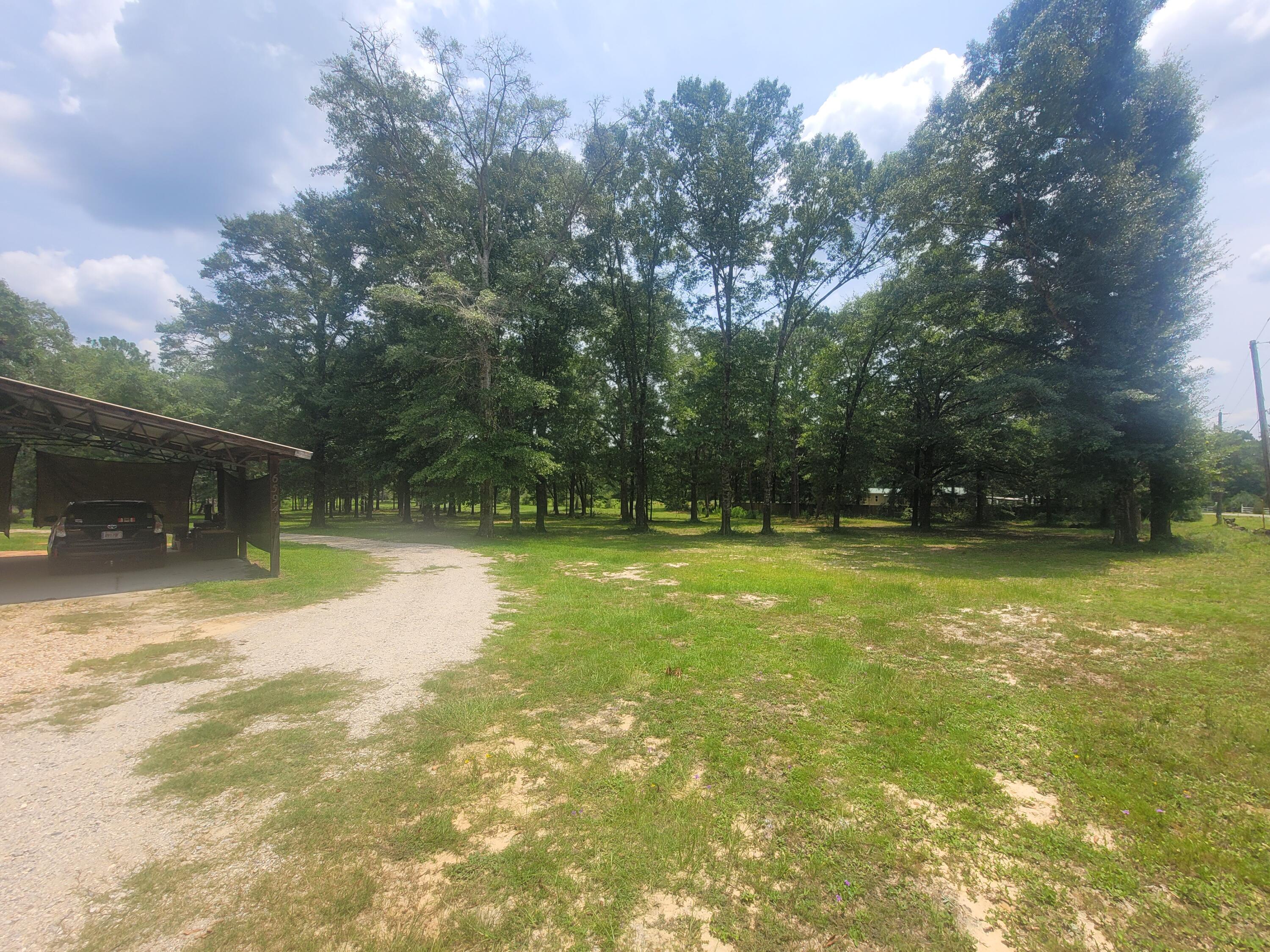 6594 Possum Ridge Road Crestview, FL 32539 - Photo 2 of 9 20260728_131436