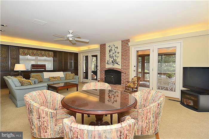 13715 Harcum Road Phoenix, MD 21131 - Photo 11 of 30 Interior (General)