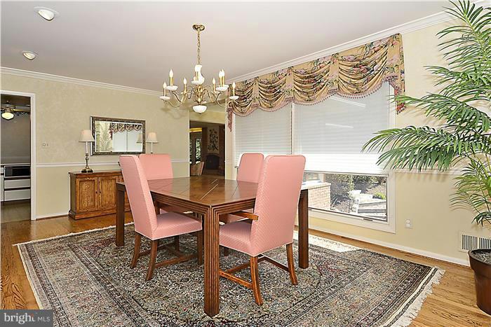 13715 Harcum Road Phoenix, MD 21131 - Photo 10 of 30 Dining Room