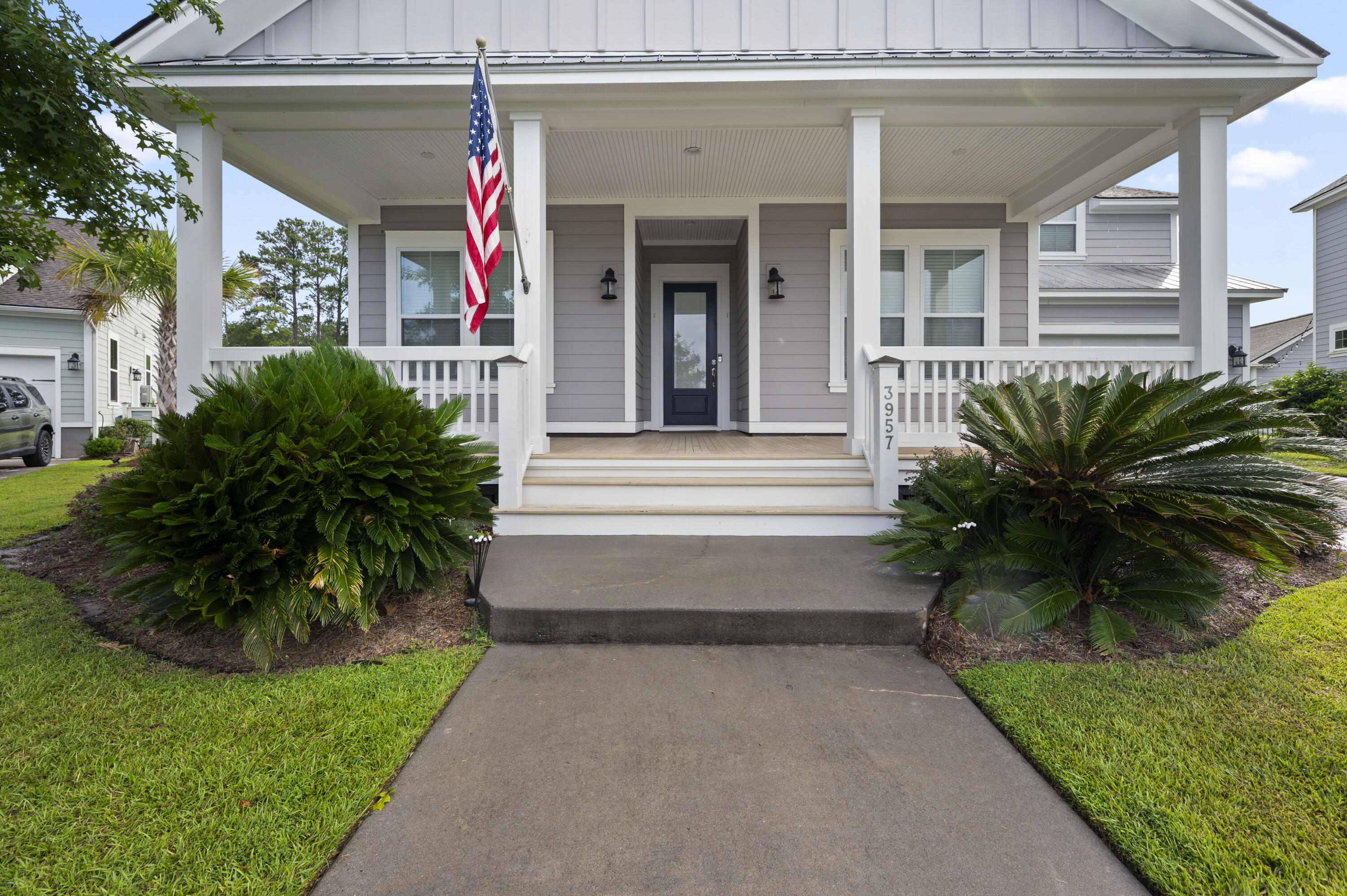 3957 Bryson Lane Mount Pleasant, SC 29466 - Photo 3 of 37 DSC_7586_1_1