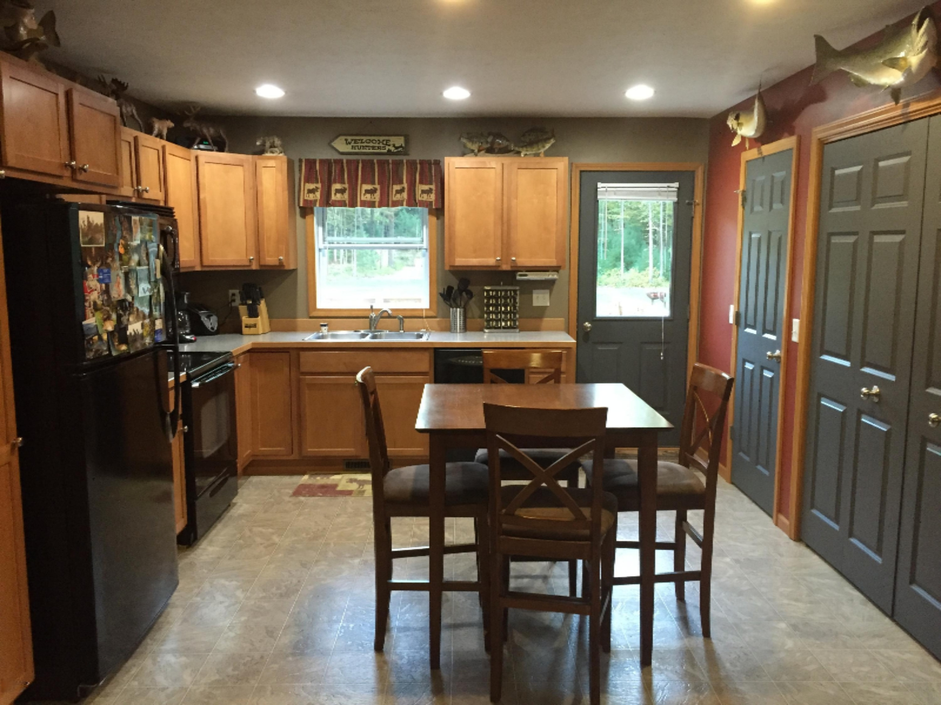 693 East Bard Road Muskegon, MI 49445 - Photo 7 of 15 Kitchen