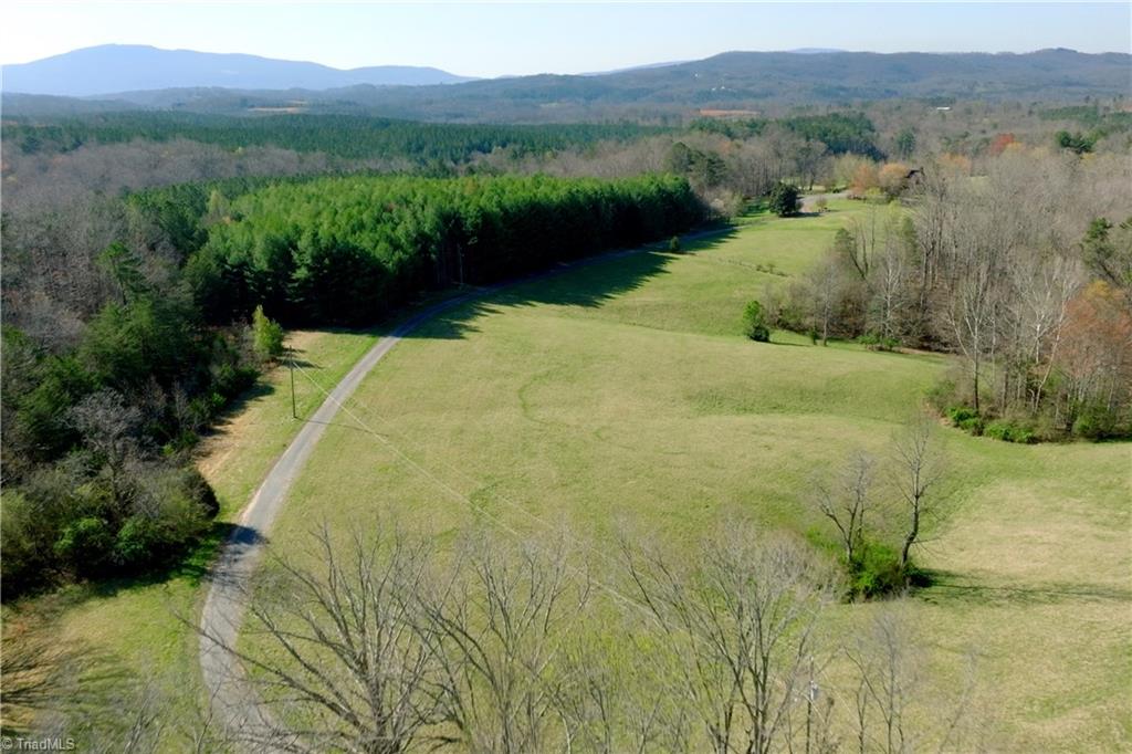 1019-3 George Road Westfield, NC 27053 - Photo 10 of 16