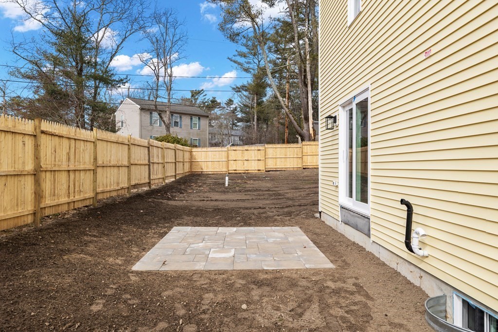 180 Barker Road East Wareham, MA 02538 - Photo 5 of 29