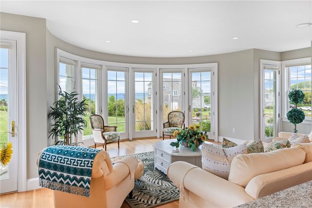 $10,500,000 | 41 Castle Hill Avenue, Newport, RI 02840