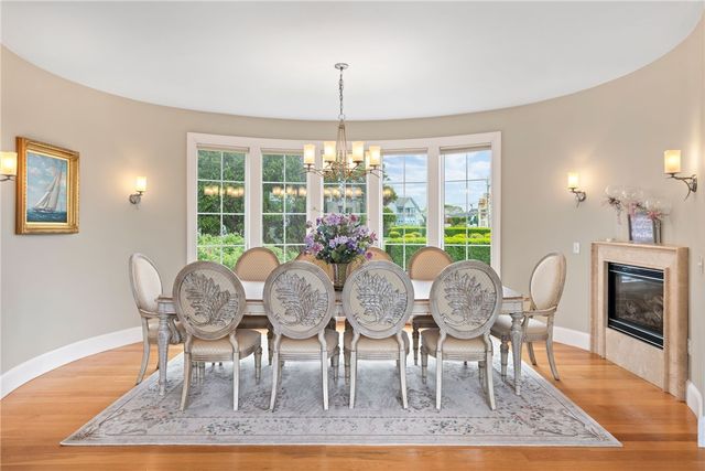 $10,500,000 | 41 Castle Hill Avenue, Newport, RI 02840