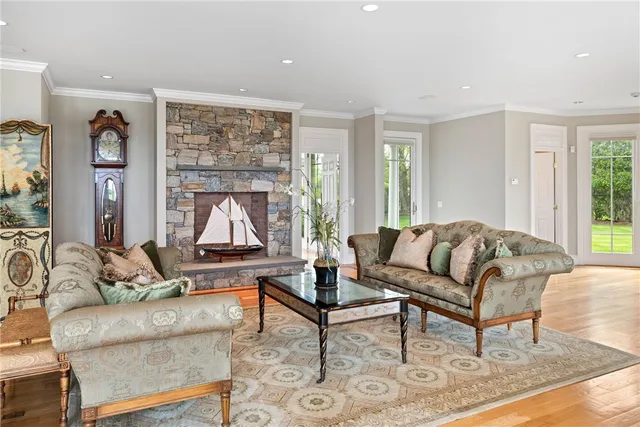 $9,500,000 | 41 Castle Hill Avenue, Newport, RI 02840