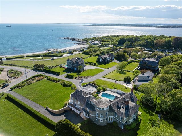 $10,500,000 | 41 Castle Hill Avenue, Newport, RI 02840