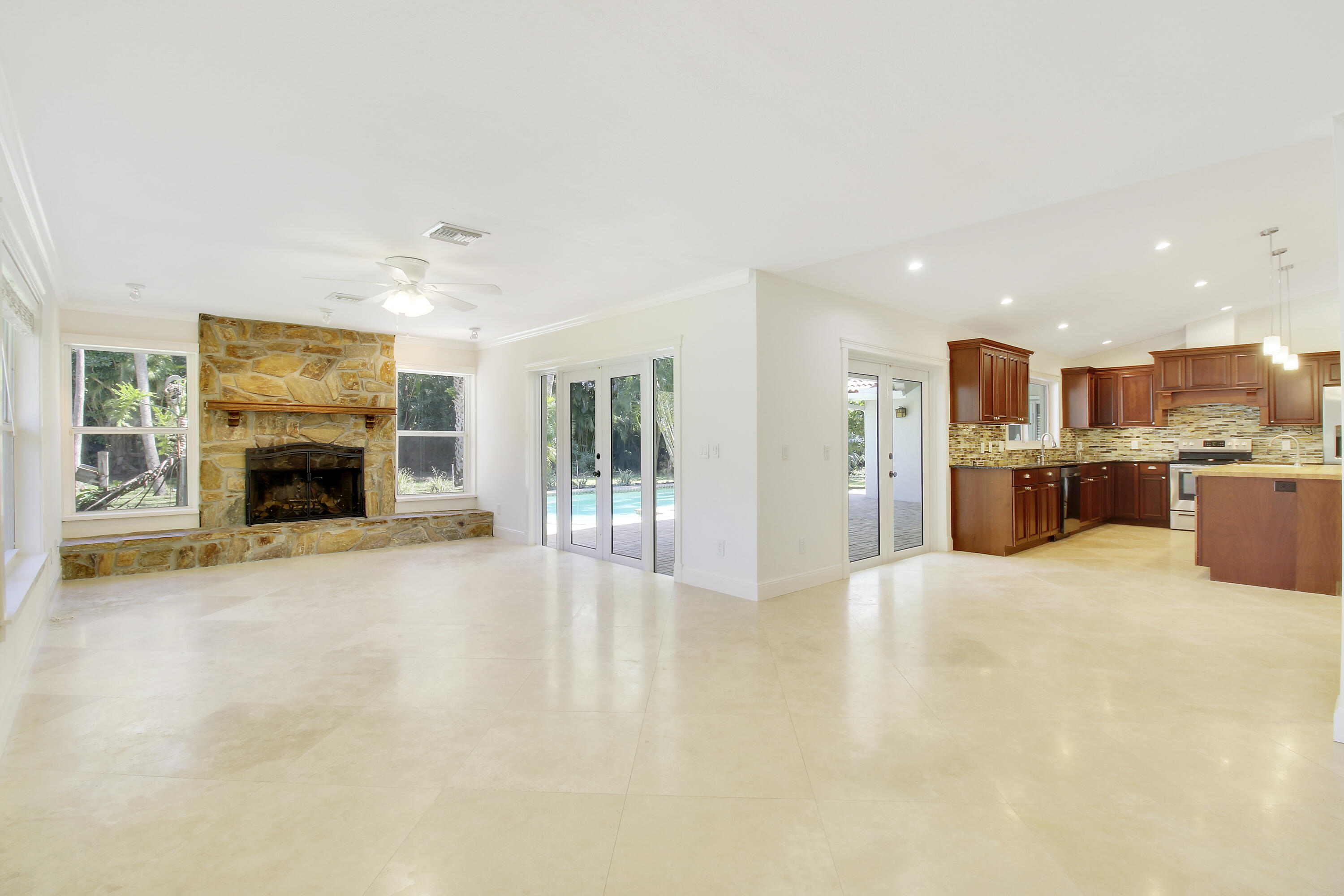 12709 Quercus Lane Wellington, FL 33414 - Photo 20 of 31 IF2A8428