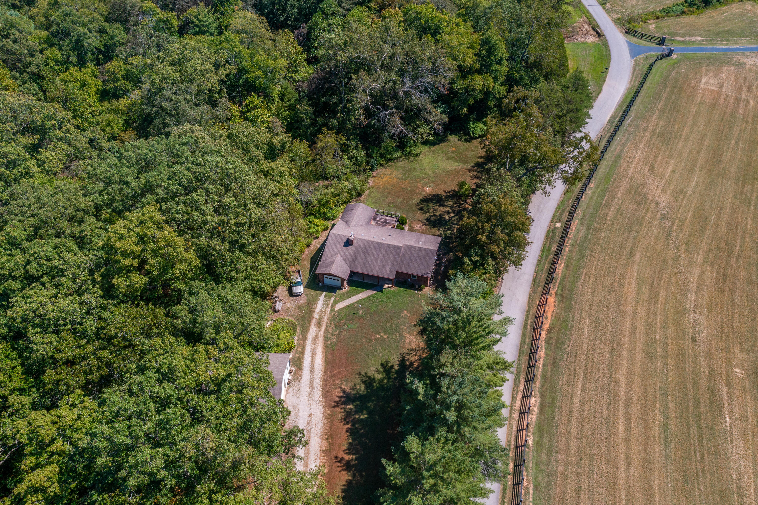 398 Pine Ridge Road Winchester, KY 40391 - Photo 2 of 25 128